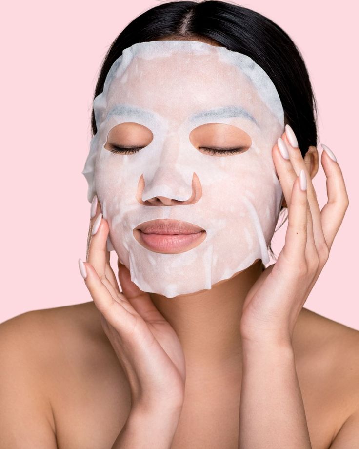 Holistik Skincare Hydrate + Glow Bamboo Sheet Mask Plump Dewy Skin in just 15 minutes RRP $15 Single Sheet 95% natural origin ingredients 